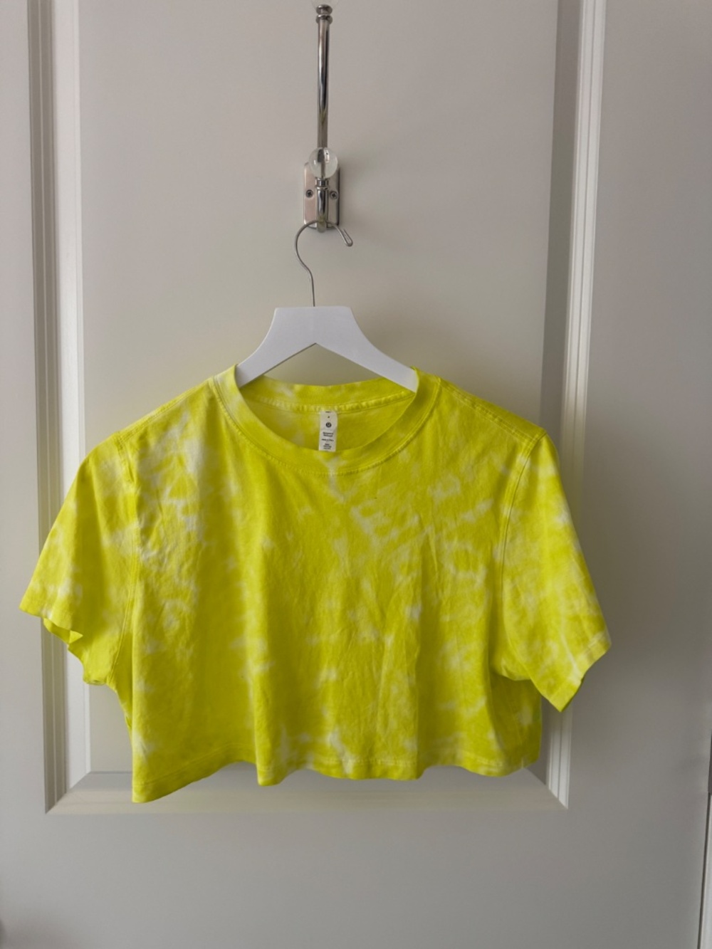 Lululemon Marmoleado Tie Dye Highlight Yellow Cropped Tee Size 2